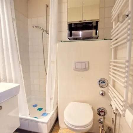 - Haus N, App 0n0902 Apartment *