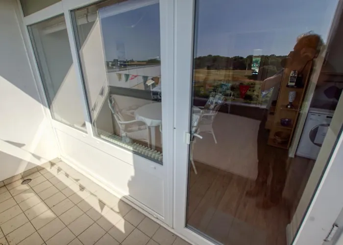 - Haus N, App 0n0902 Apartment